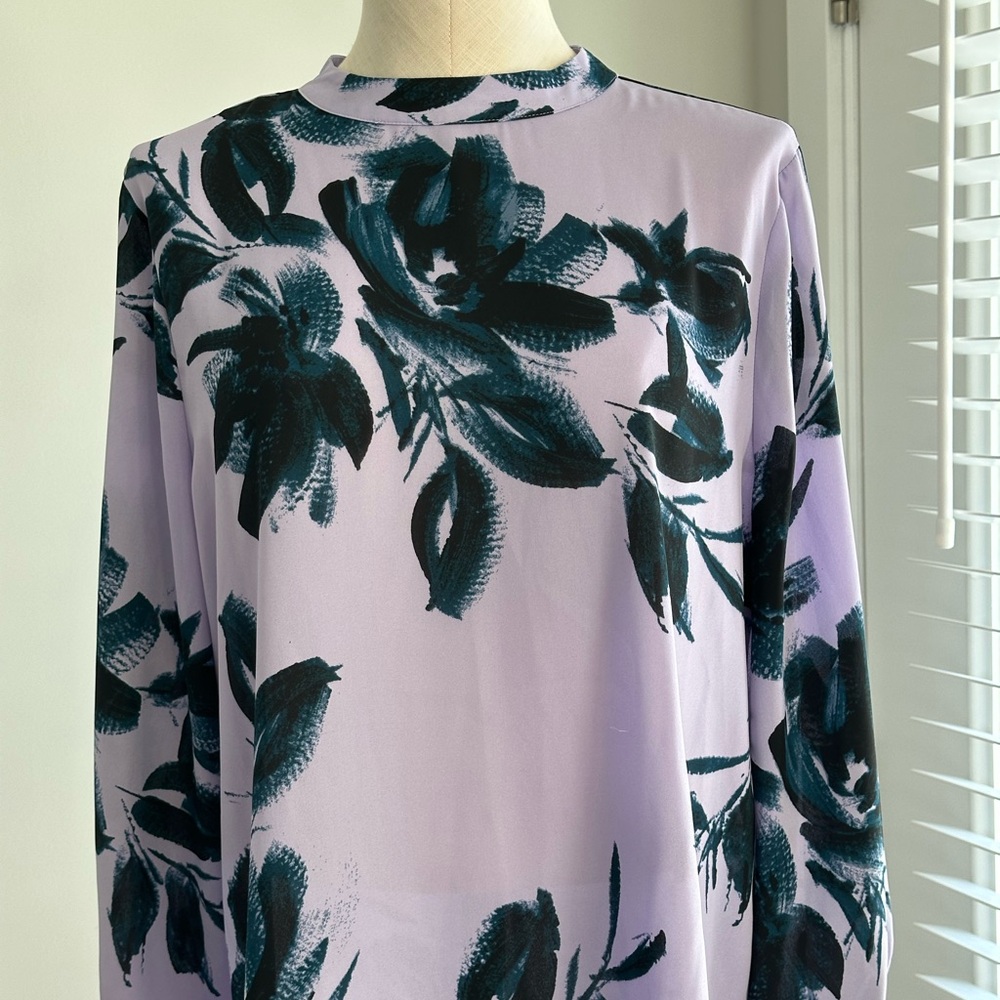 Worthington Lavender and Black Floral Blouse